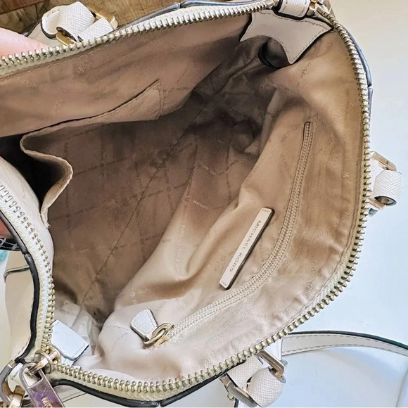 Micheal Kors Ciara Saffiano Leather Satchel/Crossbody Bag - Picture 10 of 16